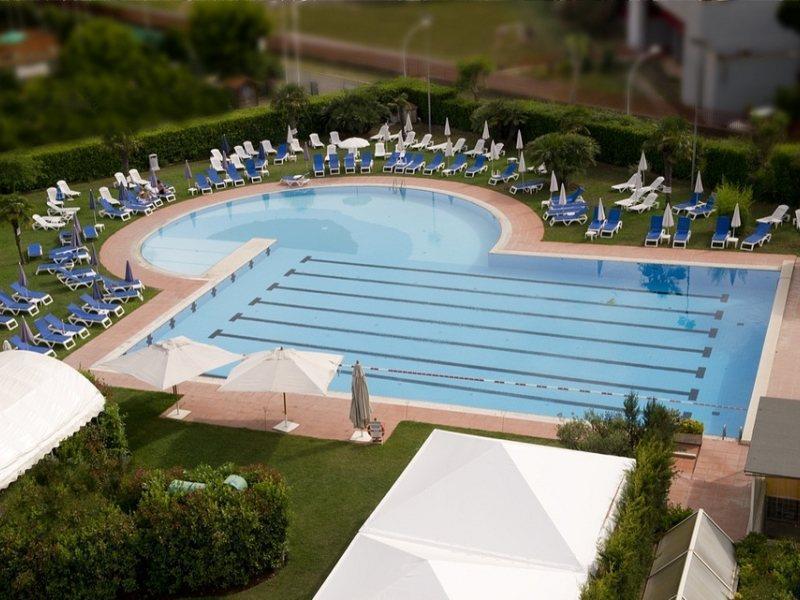 Aris Garden Hotel Casal Palocco Buitenkant foto