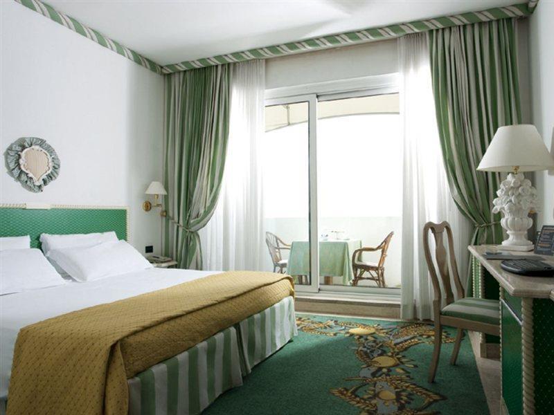 Aris Garden Hotel Casal Palocco Buitenkant foto