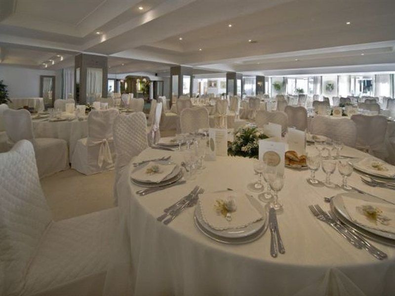 Aris Garden Hotel Casal Palocco Buitenkant foto