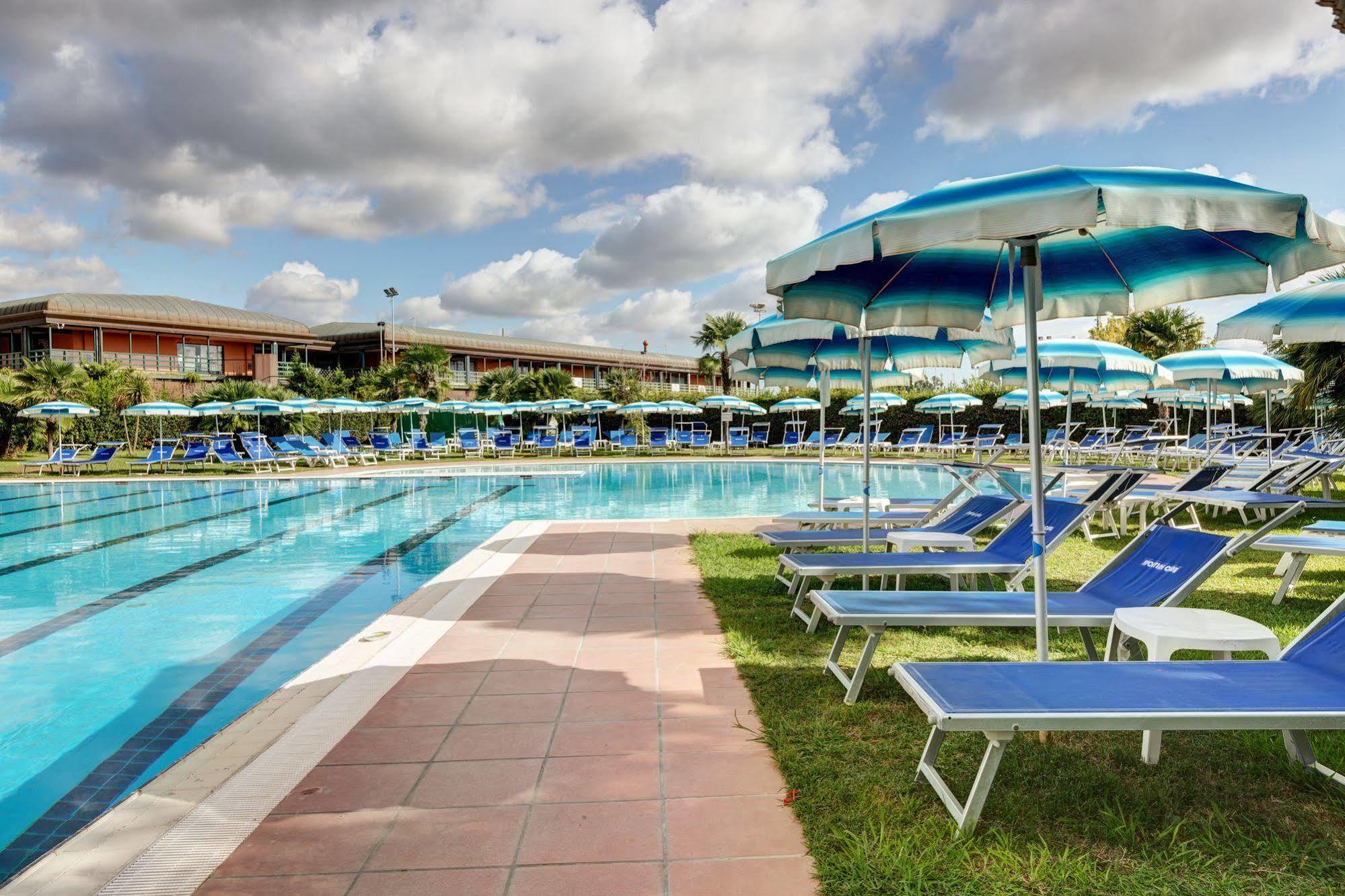 Aris Garden Hotel Casal Palocco Buitenkant foto